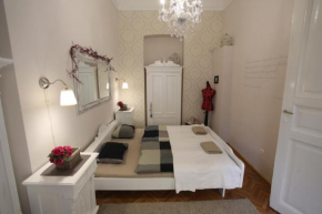 d.Five Vintage Apartment at Basilica  Будапешт